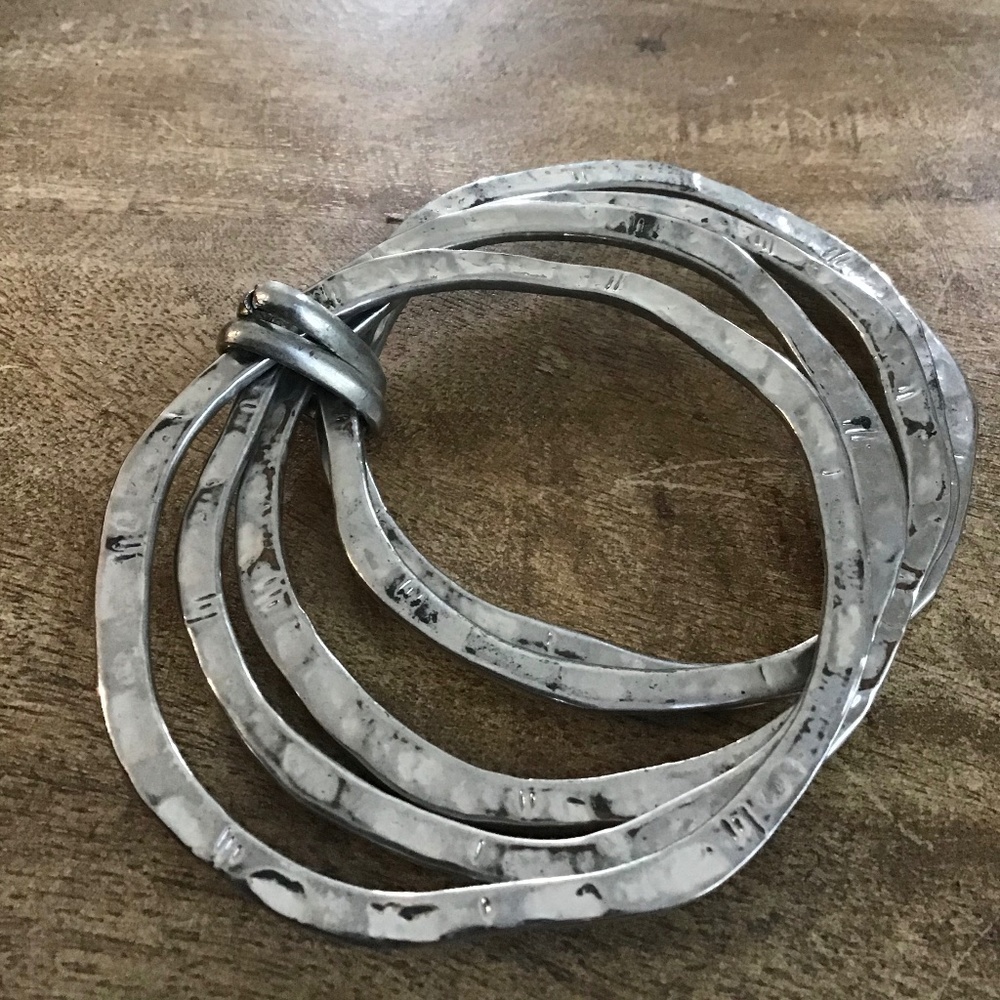Women’s bracelet